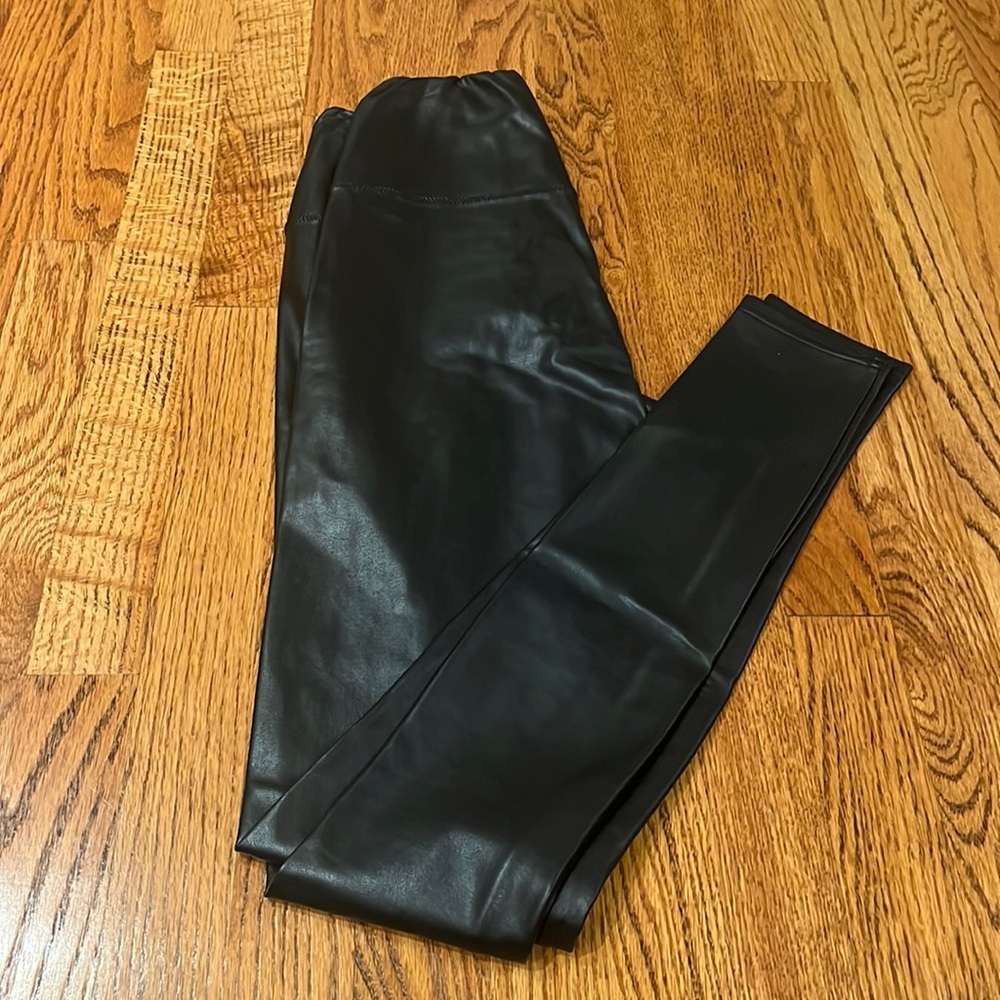 Wilfred Free Woman’s Black Faux Leather Pants Size S